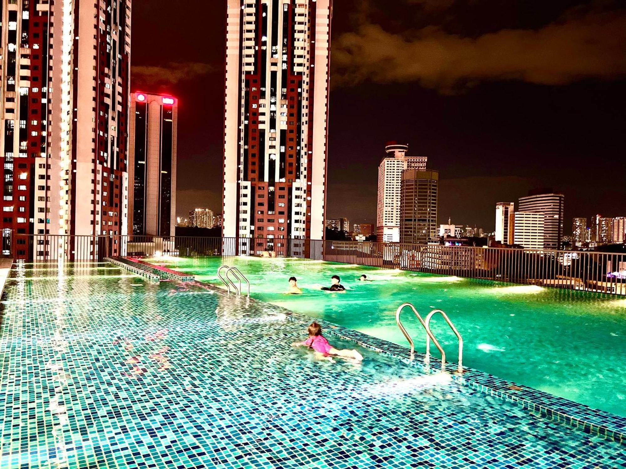 Chambers Couple Studio Klcc Куала-Лумпур Экстерьер фото